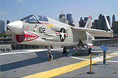 L'intreprid Museum accueille 30 avions sur son pont d'envol.